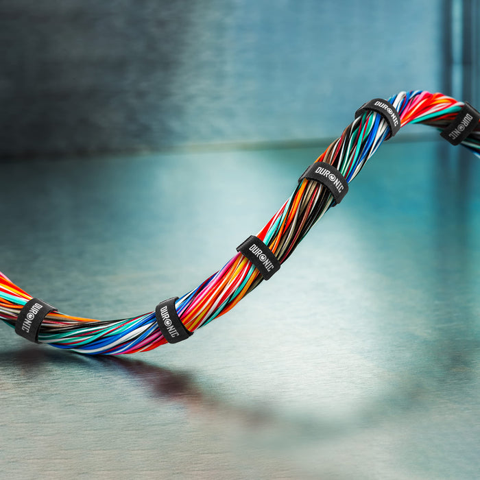 Zoomgoods Cable Ties 24STRAP, Pack of 24x Cable Ties, Adjustable Reusable Hook and Loop Fastening Straps for Tidying and Organising Cables and Wires