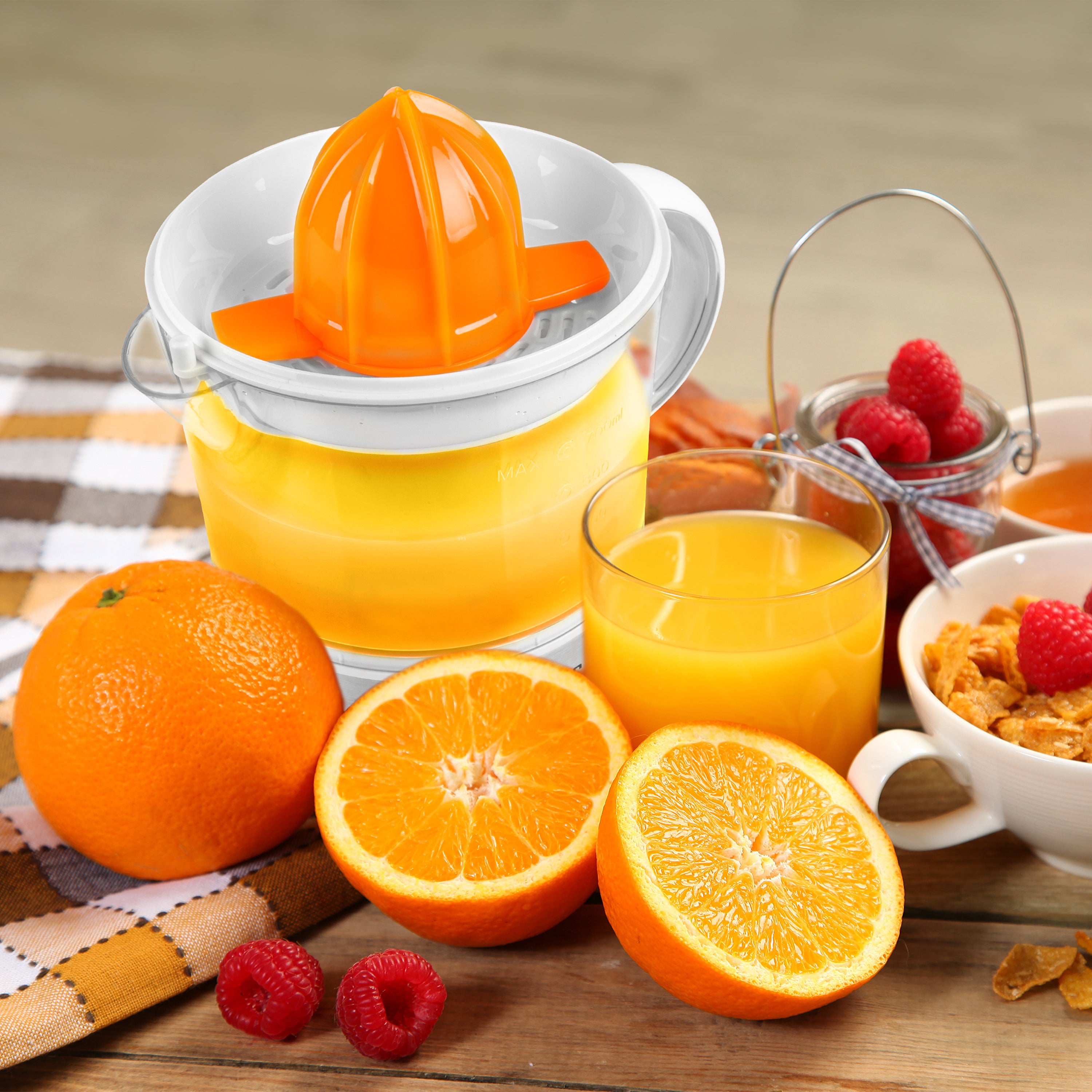 Zoomgoods Electric Citrus Juicer JE407 Lemon Juicer 40W Citrus Press with Adjustable Pulp Filter Fresh Orange Juice Maker Extractor for Lemons, Limes, Grapefruits With 2 Sized Juicing Cones Black
