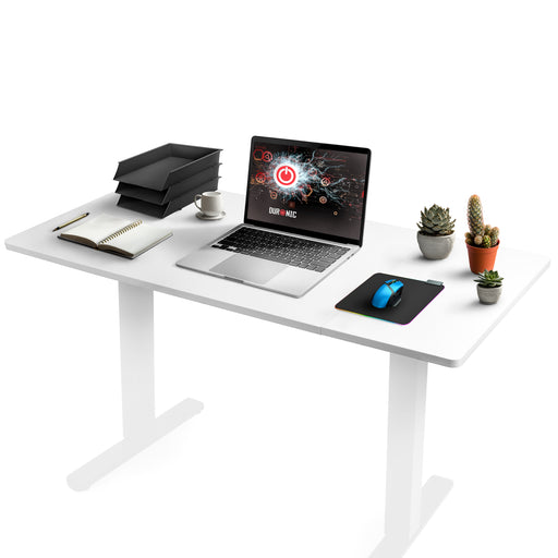Zoomgoods Desk Top with office supplies on it