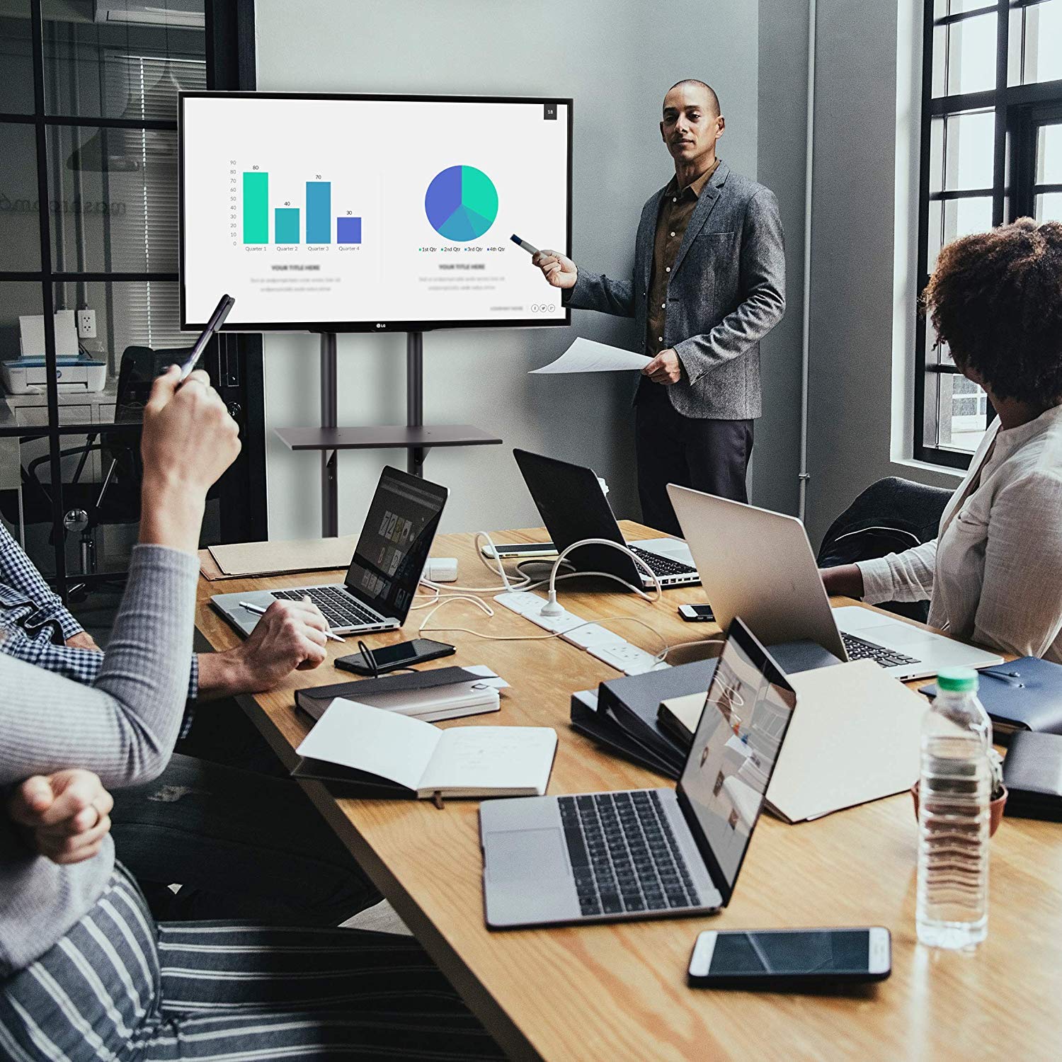 Zoomgoods Mobile TV Stand on Wheels TVS5T1, Trolley Mount with Shelf Heavy duty for 32-70 Inch Flat Screen Television LCD LED OLED QLED, VESA Up to 600x400, Max. 68kg / 150lbs Capacity