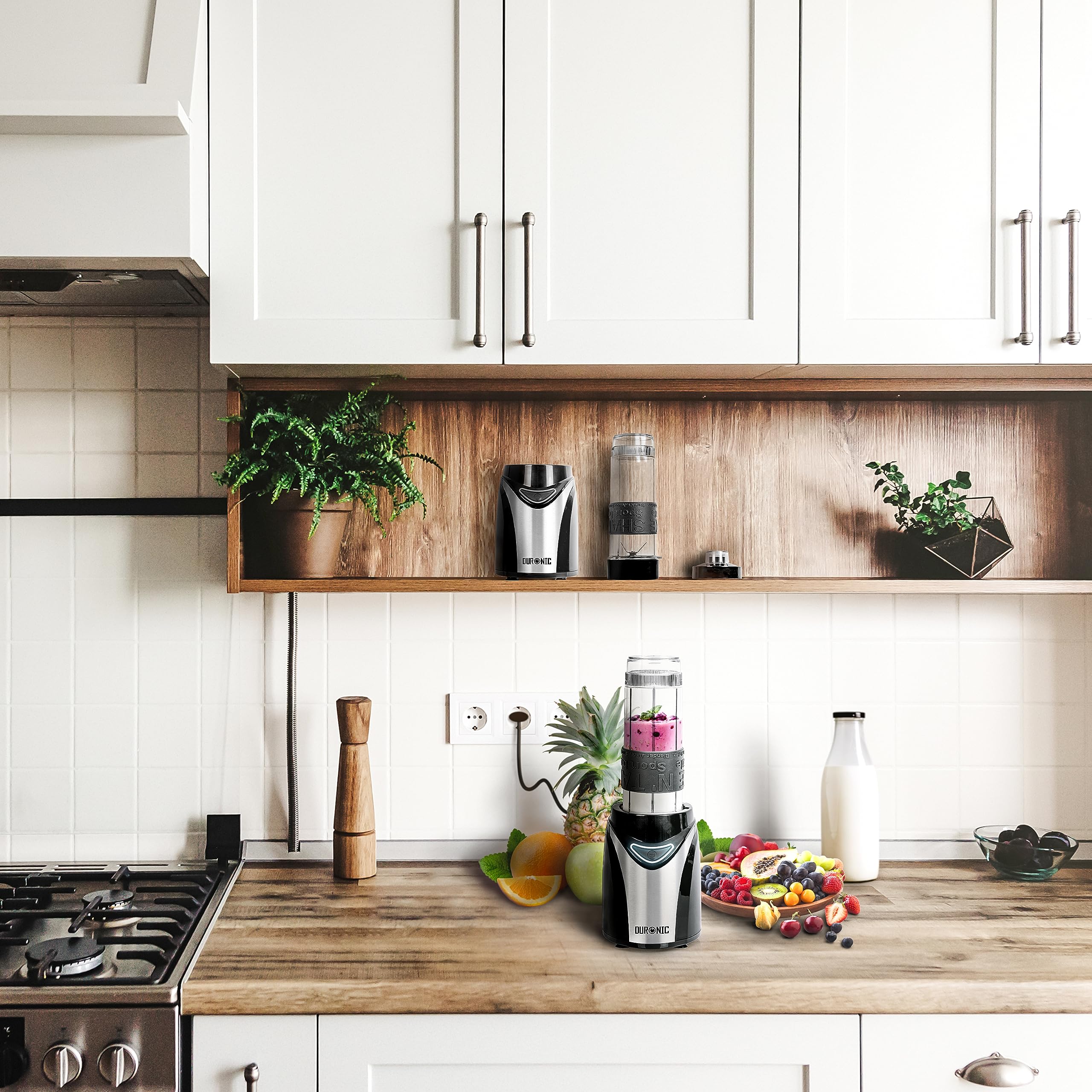 Zoomgoods BL530 kitchen blender placed on an aesthetic kitchen countertop with fruits and milk